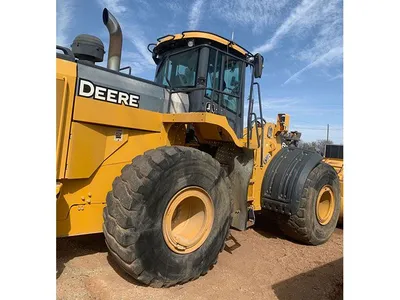 2015 John Deere 824K-II
