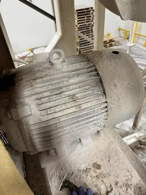 USED RIBBON BLENDER 200 CUBIC FEET