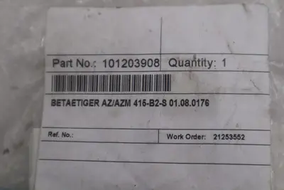 STEUTE AZ/ AZM 415-B2-S  Actuator 101203908 STOCK K-3774