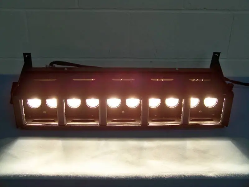 Altman Lighting 10-Bulb Zip Strip Border Light Stage / Studio Lighting Bar