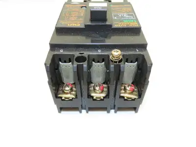 Fuji EA53B Circuit Breaker 30A 550VAC 3-Pole Lot of 5