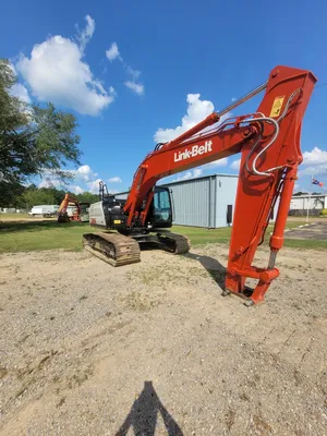 2025 LINK BELT EXCAVATORS 220 X4S Excavators | Mid South Machinery (4)