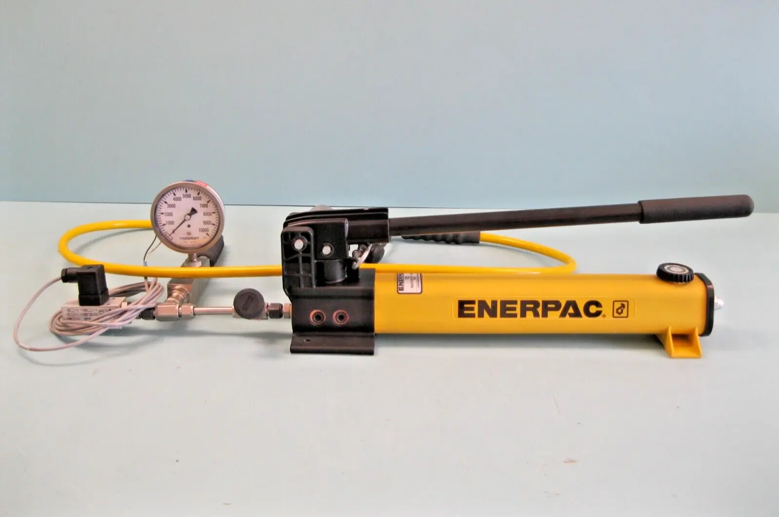 USED Enerpac P392