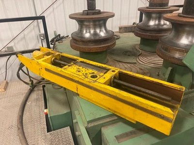 Haeusler HPR-15 Hydraulic 6.29" x 0.74" Horiz/Vert. Roll Bender