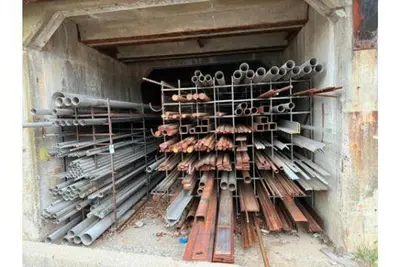 LARGE AMOUNT OF CAST, STAINLESS STEEL, ALUMINUM, GALVINIZED AND PVC PIPES
