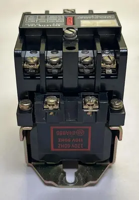 USED ALLEN-BRADLEY 700-N200A1
