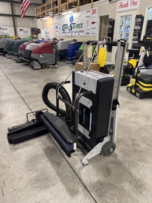 Hydra Master TreadMaster Automatic Escalator Cleaner Refurbished
