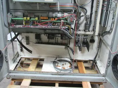 GE 7VNES030CDO4 400HP Adjustable Speed AC Drive System In Cabinet 500V 670A