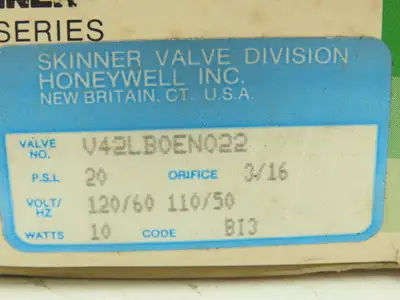Honeywell Skinner V42LB0EN022 Solenoid Valve 2-Way NC 120V 20 PSI 1/4" NPT