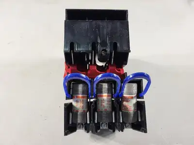 Disconnect Switch with 40 Amp Fuse AJT40