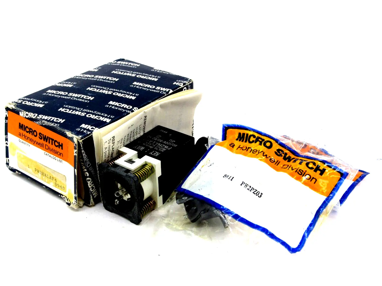 NEW HONEYWELL PW2HA1AF4 SELECTOR SWITCH