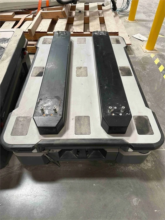 Used MIR AUTONOMOUS MOBILE ROBOT Robots Florida US | MachineryMax #1461869