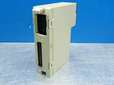 USED OMRON C200HOD219