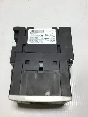 Siemens 3RT1035-1B Industrial Power Contactor 150A