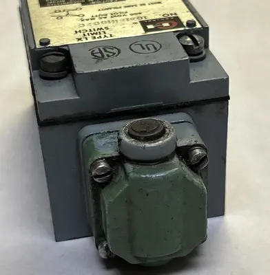 Used CUTLER-HAMMER 10316H1002C Miscellaneous Equipment (Electrical & Power) Ohio US | Surplus Asset Holdings #1236635