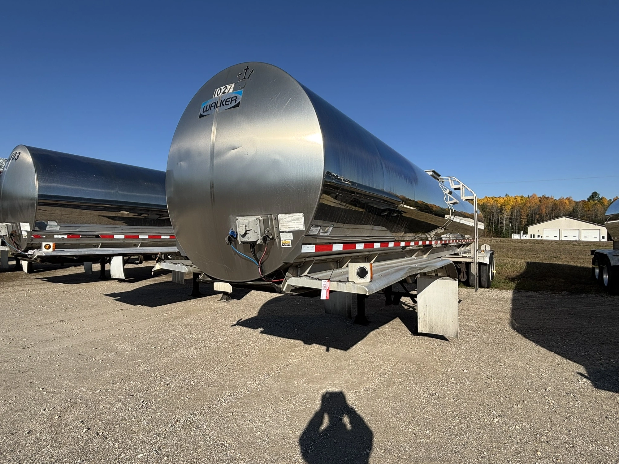 Used 2017 WALKER MILK TANKER TRAILER Tanker Trailers Michigan US | Miedema Asset Management Group #1709424