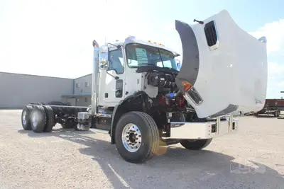 New | in-Stock 2026 MACK GRANITE 64BR Cab Chassis trucks Texas US | Roll Off Truck World #1491868