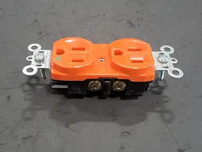 20A 125V Hospital Grade Receptacle Orange IG8300