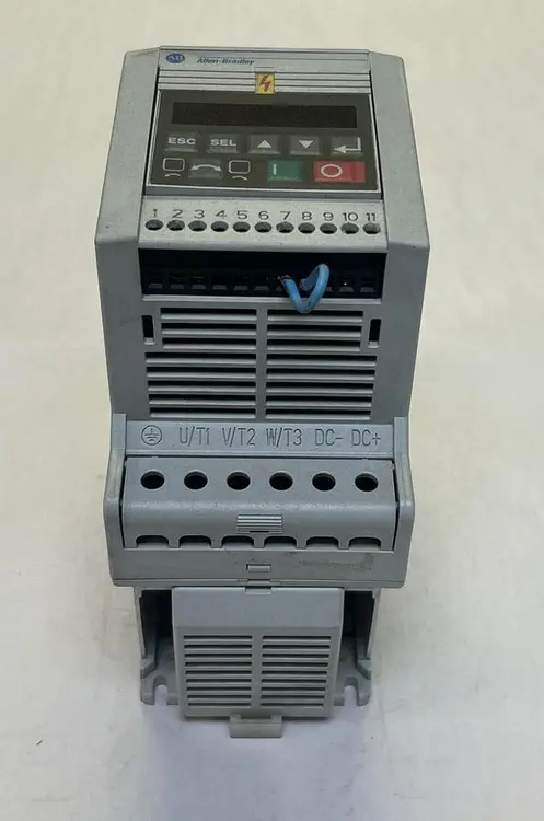 Used ALLEN-BRADLEY 160-BA03NPS1P1 Variable Speed Drives Ohio US | Surplus Asset Holdings #1240412