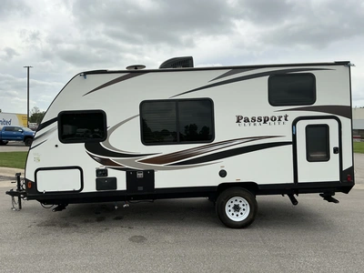 Used 2019 KEYSTONE PASSPORT ULTRA LITE 175BH Campers, Caravans, Motorhomes Michigan US | Miedema Asset Management Group #1304677