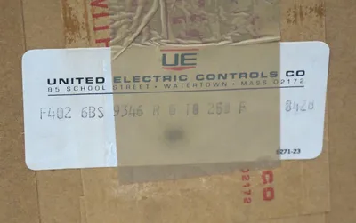 NEW UNITED ELECTRIC F402-6BS-9346 TEMPERATURE SWITCH F402-6BS, F4026BS9346