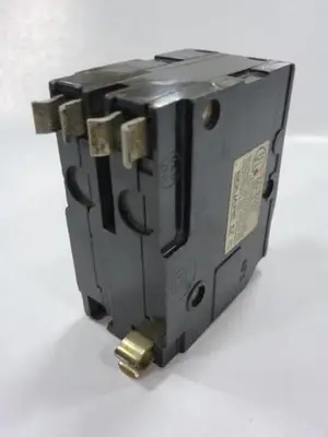 USED SQUARE D QO215