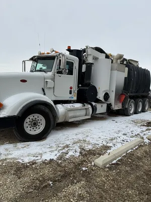 2015 SUPER PRODUCTS MUDDOG 1600 Hydro Excavator | VacSource (2)