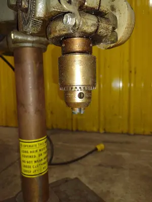 DELTA TABLE TOP VARIABLE SPEED DRILL: STOCK #23264
