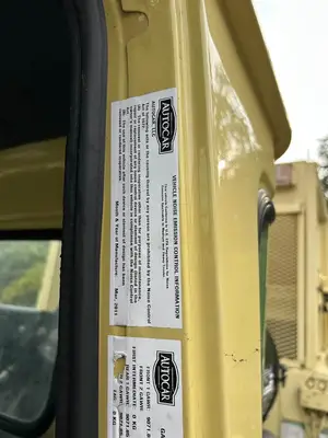 USED 2011 AUTOCAR XPEDITOR