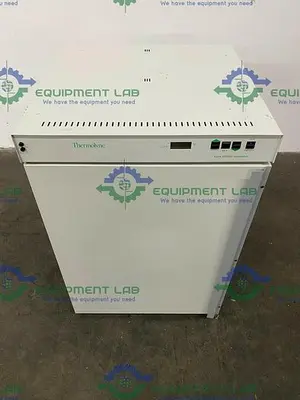 USED BARNSTEAD/THERMOLYNE I42045 TYPE 42000 GENERAL PURPOSE INCUBATOR +70°C 120V
