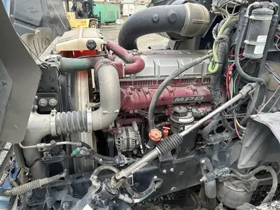 USED 2016 MACK PINNACLE CXU613