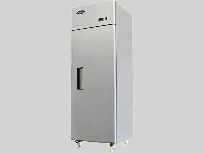 SINGLE DOOR STAINLESS REFRIGERATOR - TOP MOUNT