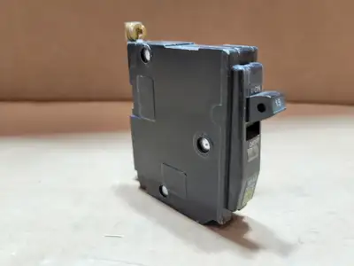 USED SQUARE D QOB115