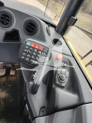 USED 2017 BELL B45E