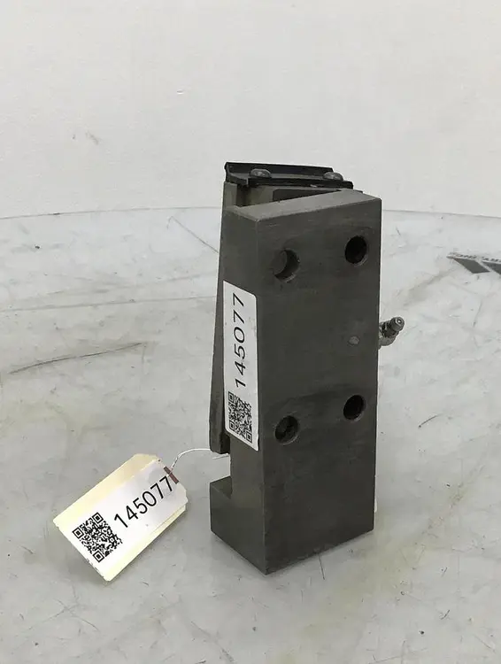 Used VAN DORN SA 301131 Clamps Michigan US | Ideal Machinery #1009102