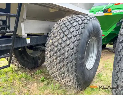 Used UNVERFERTH _UNKNOWN_ Dry Spreaders Iowa US | Keast Enterprises #1360504