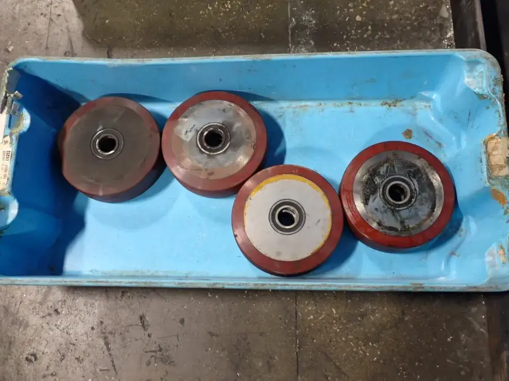 Skf Load Wheel With Bearings