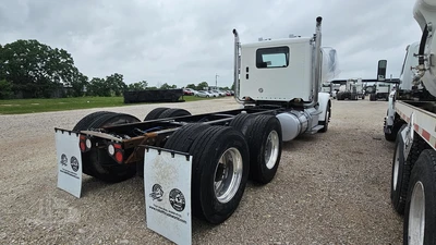 Used 2012 FREIGHTLINER CORONADO 122 SD Cab Chassis trucks Texas US | Roll Off Truck World #1491816