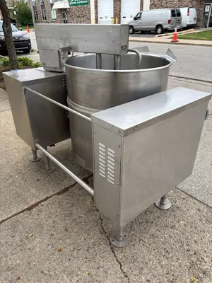 USED 1999 CLEVELAND Kettle