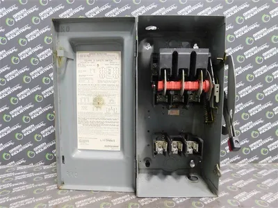 Square D H362 Safety Switch Series E1 60A 600VAC/DC Type 1 Enclosure Used