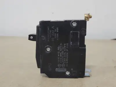 USED SQUARE D QOB115