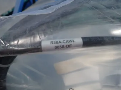 NEW OMRON R88ACAWL005SDE