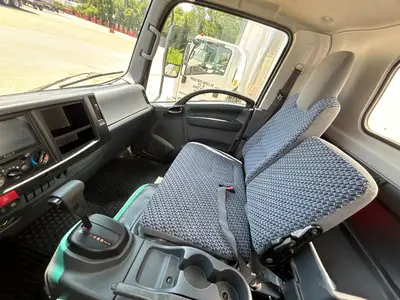 Used 2024 ISUZU NPR HD Box trucks Florida US | Truck and Van Outlet #1509183