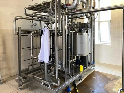 Kalt/GEA Westfalia 24 TPD complete cheese plant.