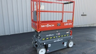 USED 2019 SKYJACK SJIII3219