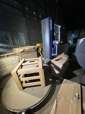 LANTECH Q-300 Wrapping Machines | Alan Ross Machinery (1)