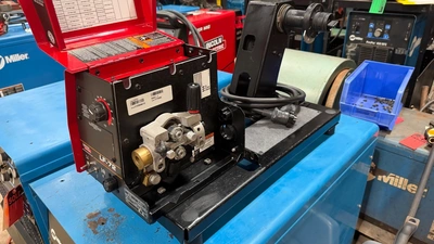 LINCOLN ELECTRIC LF-72 WELDING MACHINES, MIG | KEC, Inc. (4)