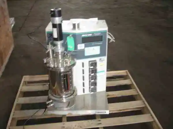 Used NEW BRUNSWICK SCIENTIFIC BIOFLO 3000 Fermenters / Bioreactors New Jersey US | Phoenix Equipment Corp 4 #174845