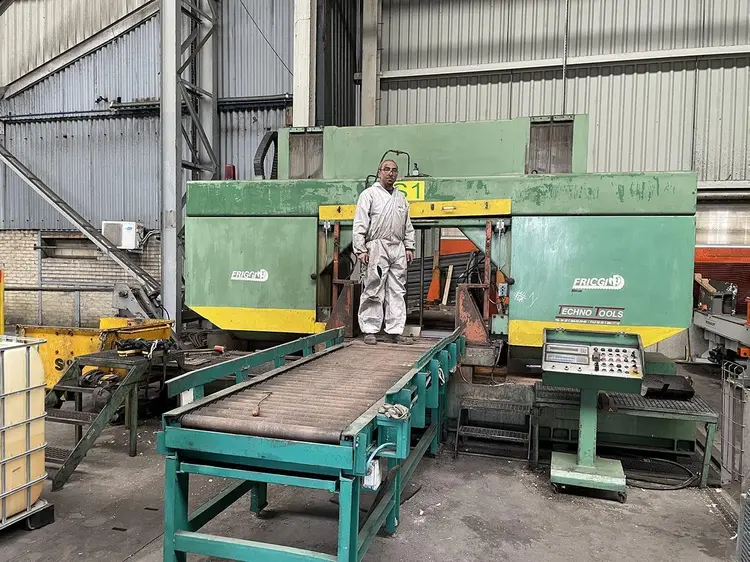 Used FRIGGI HEAVY DUTY 2MF1000 CNC Horizontal Band Saws | Apt International N.V #364774