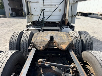 Used 2009 VOLVO VNL Conventional trucks Indiana US | Miedema Asset Management Group #1414615